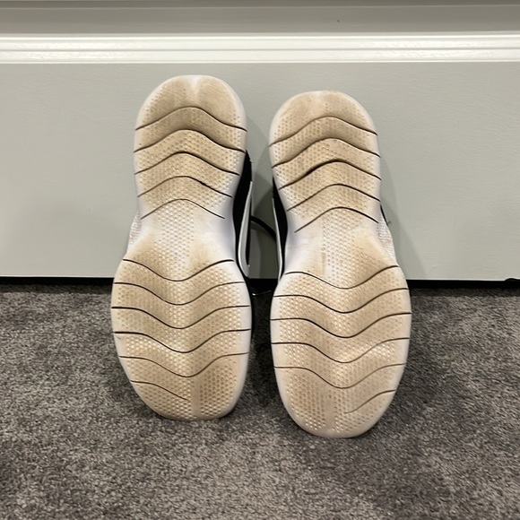 Women's Nike Flex Gym Shoes - Picture 7 of 7